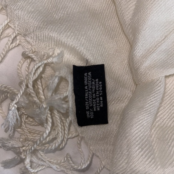 Scarf - Picture 2 of 2